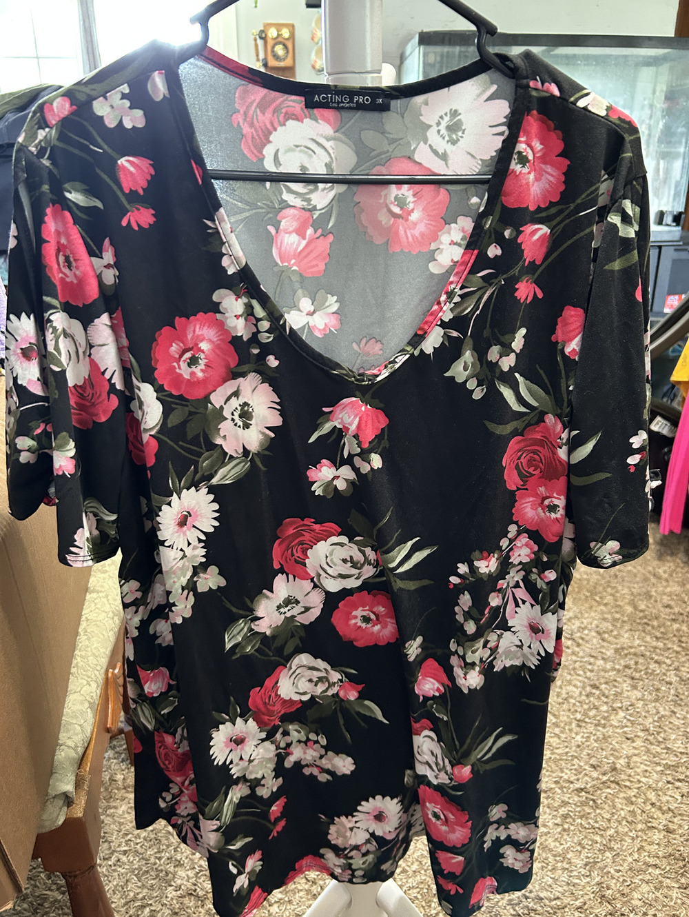 Acting Pro Los Angeles 3X Floral Print Short Sleeve Top